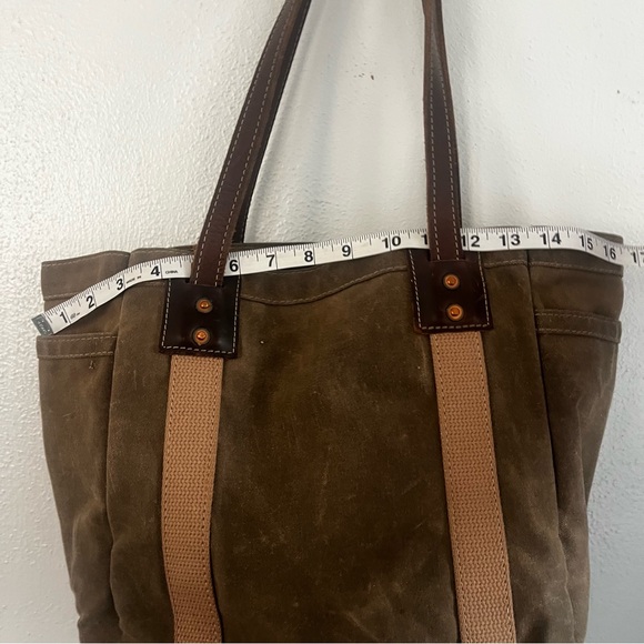 Artifact Bags Utility tote olive
waxed canvas made in USA long leather handles - Picture 12 of 16